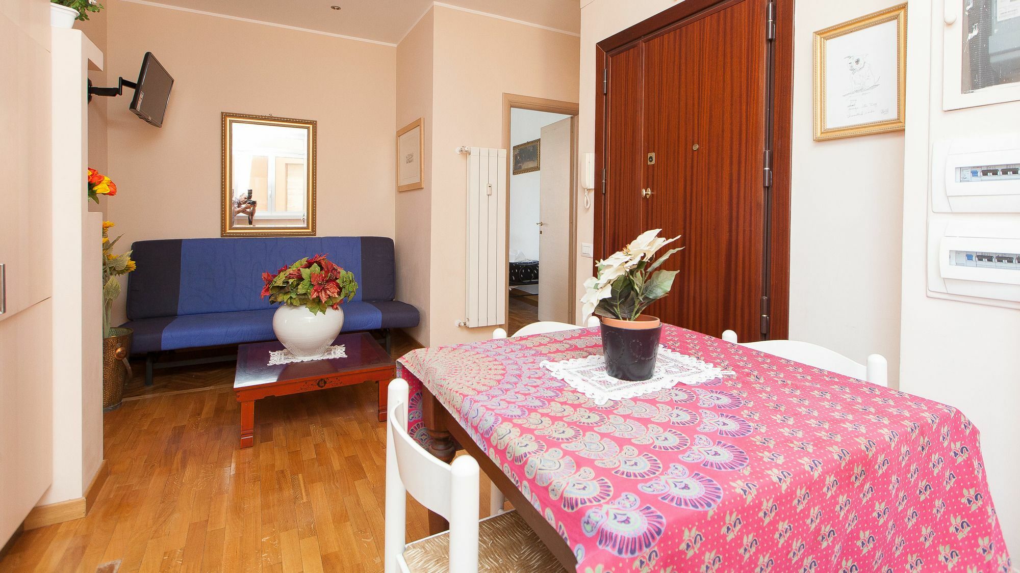 Apartment In Guinizzelli *